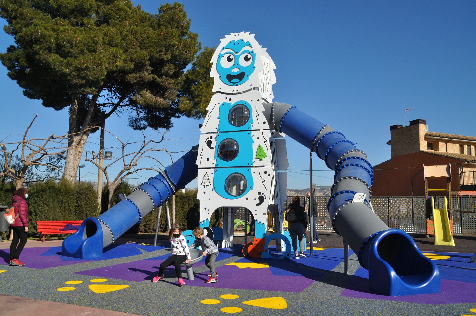 YETI - GIGANTSKI TORANJ | R4336U - Slika 2