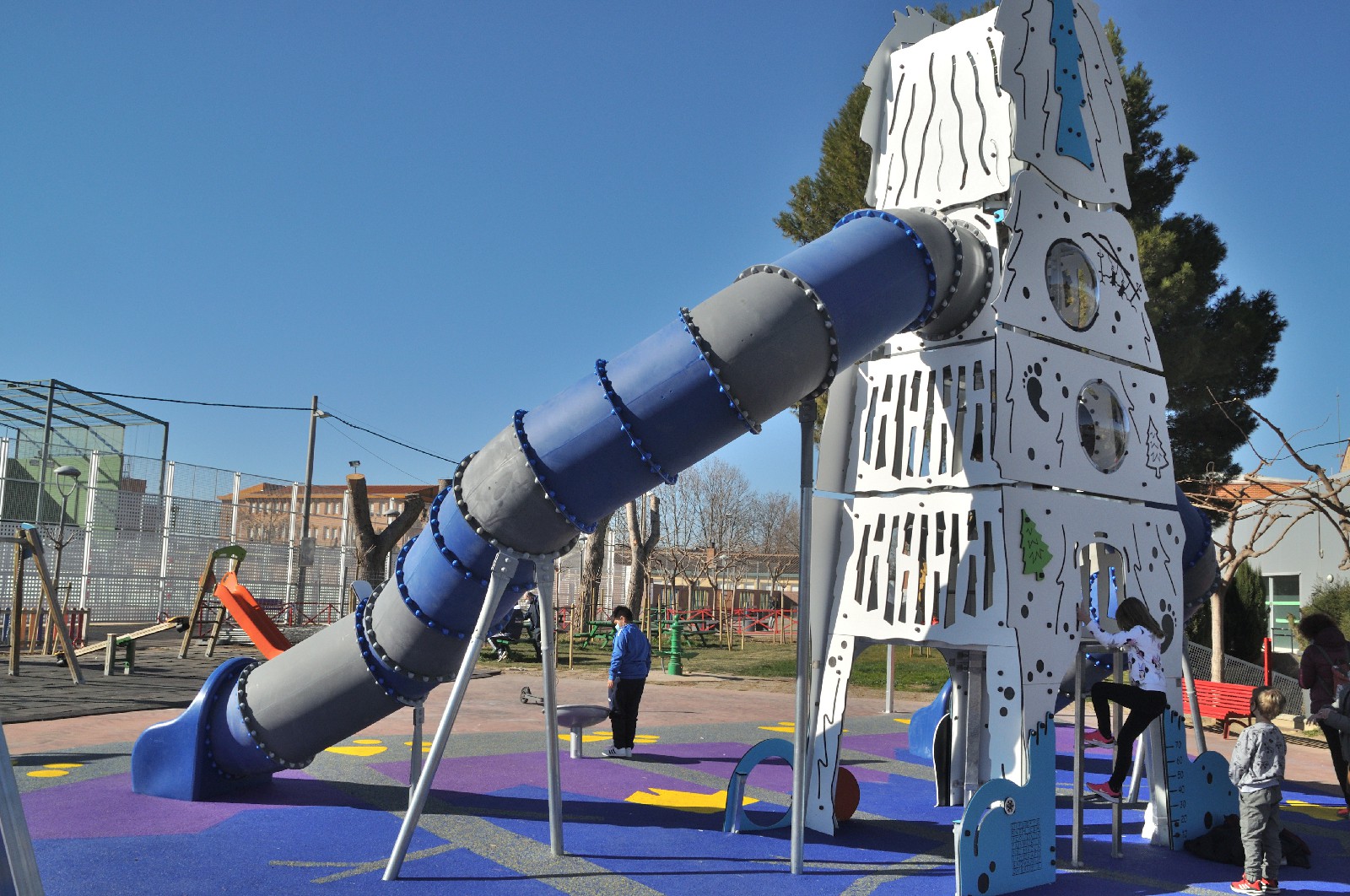 YETI - GIGANTSKI TORANJ | R4336U - Slika 5